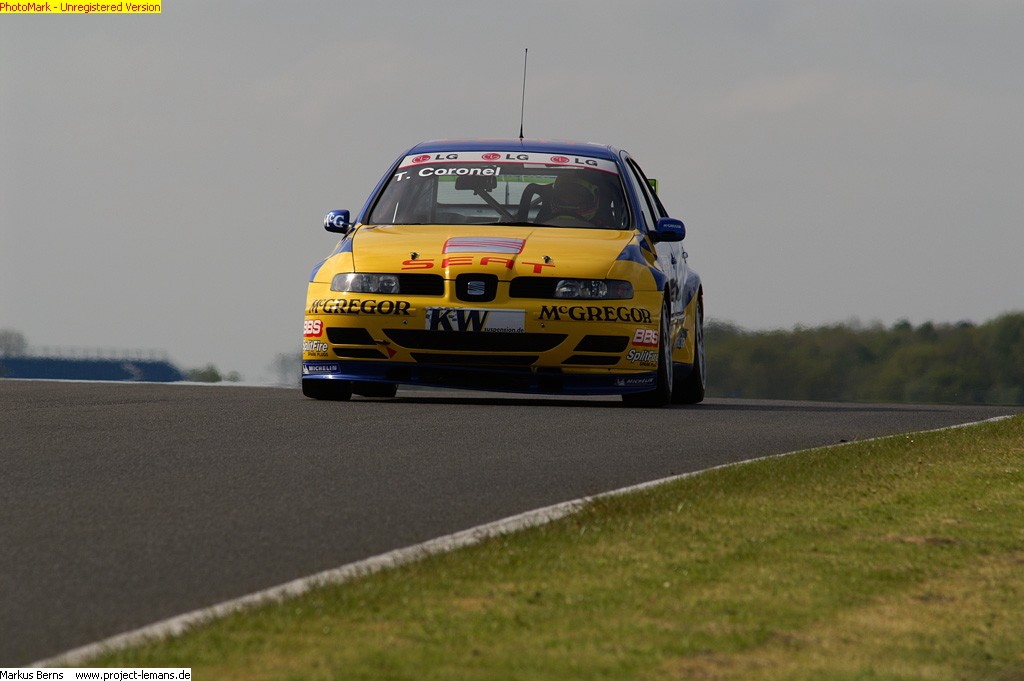 WTCC_2005_Silverstone_0014813